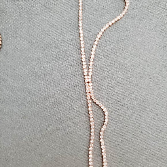🎁Free w/Purchase🎁 Aldo 21" Rose Gold Tassel Necklace - Picture 4 of 5